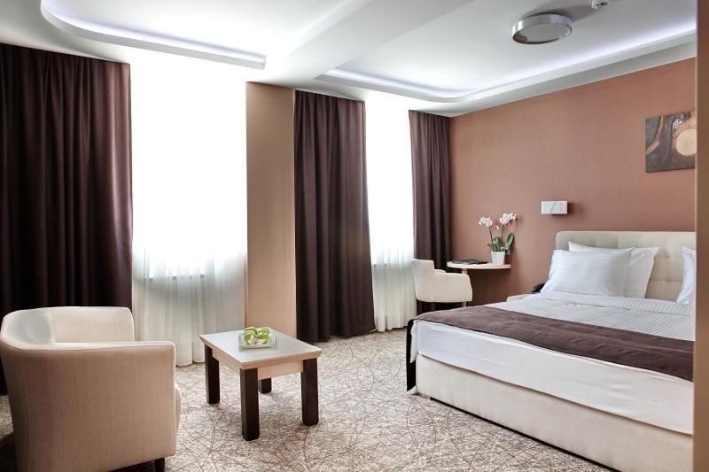 Garni Hotel Aveny Čačak 외부 사진