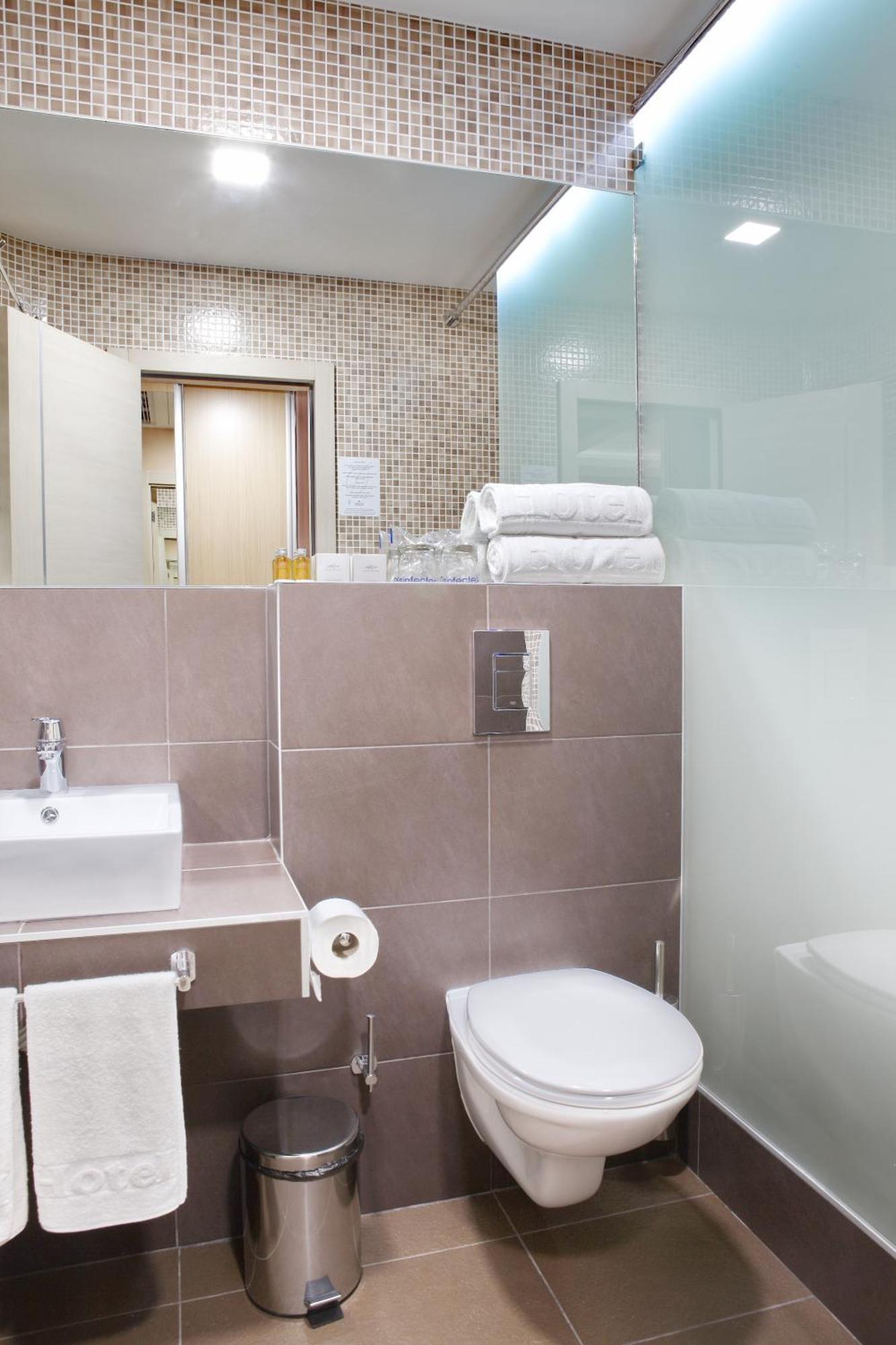 Garni Hotel Aveny Čačak 외부 사진
