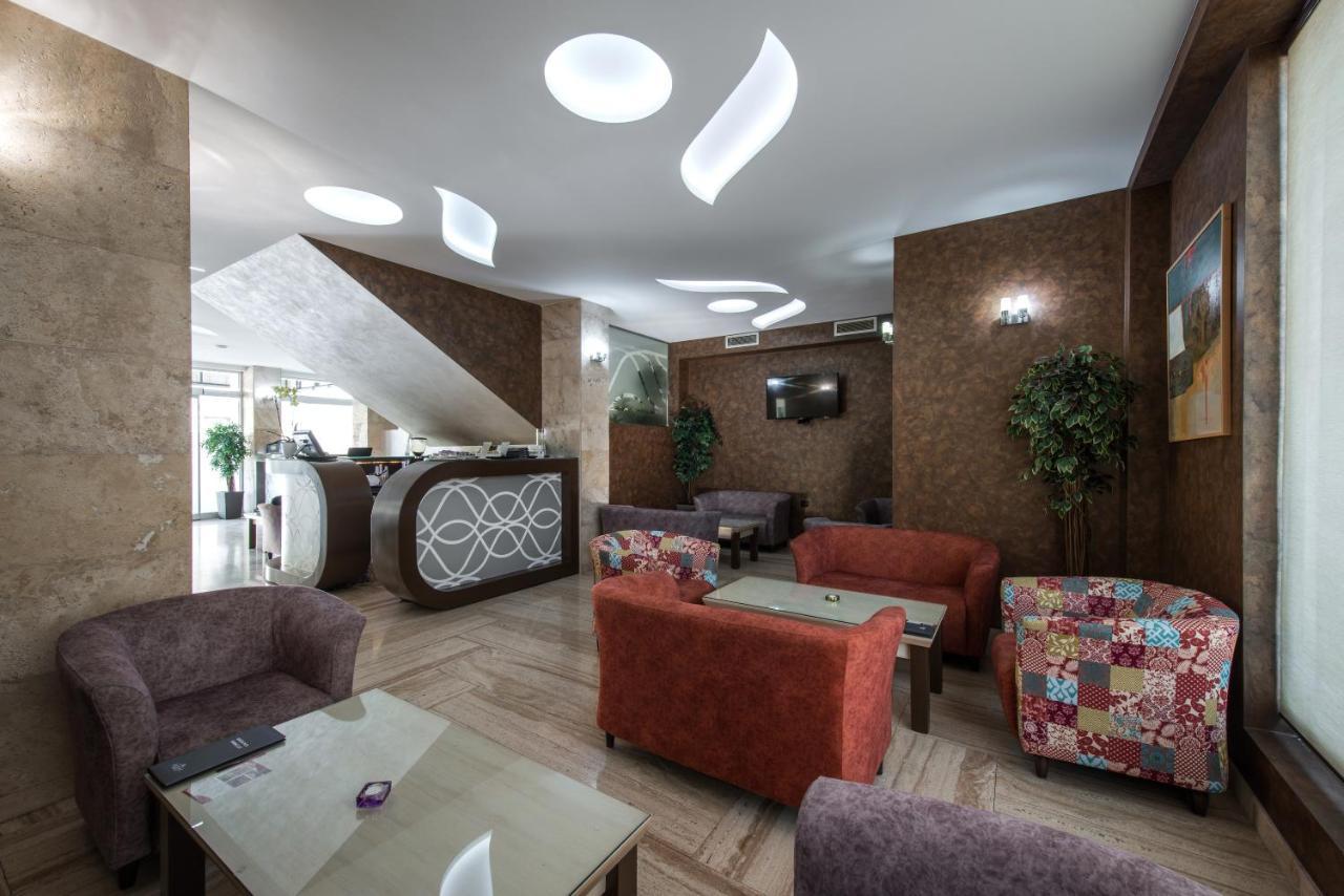 Garni Hotel Aveny Čačak 외부 사진